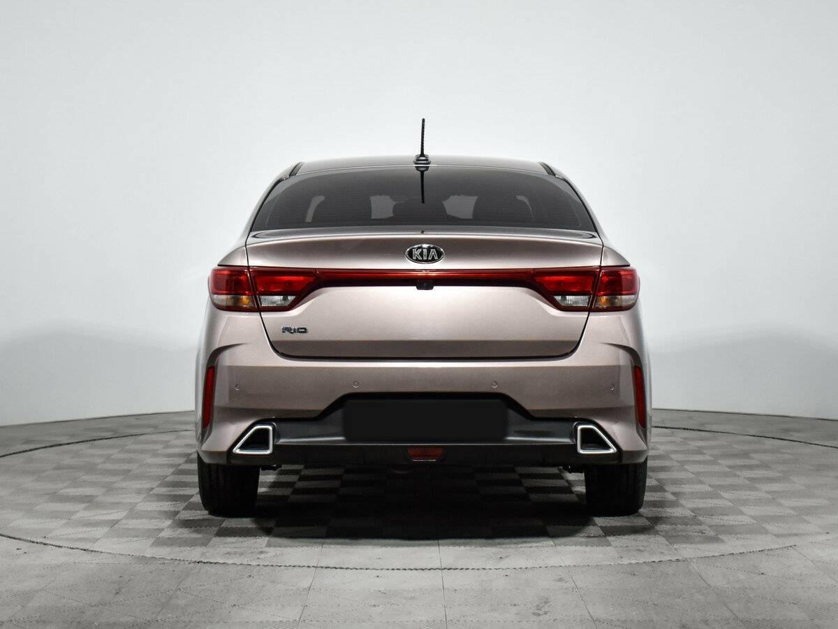 Kia Rio с пробегом — 2020 год. Фото: #5