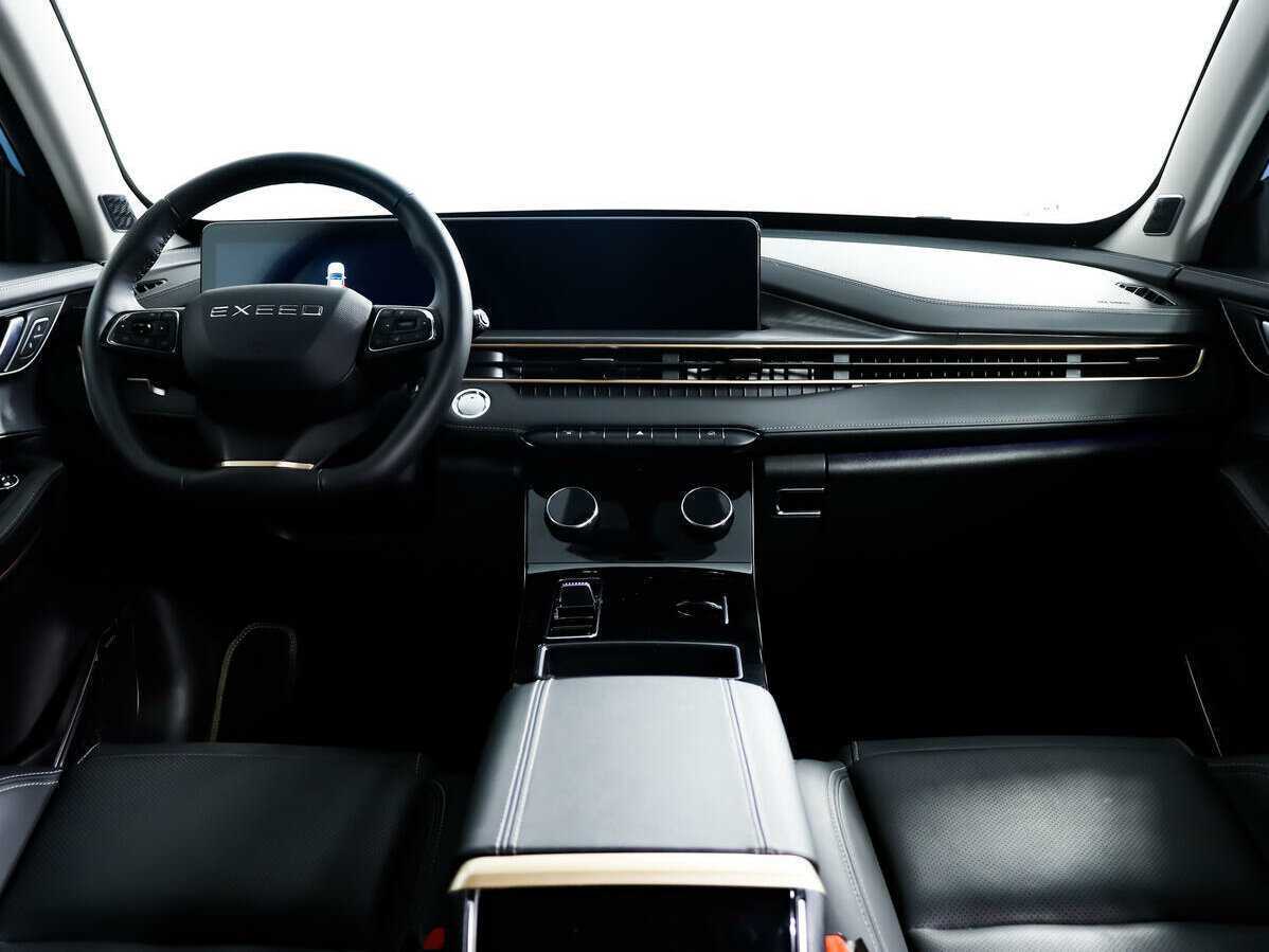 EXEED LX с пробегом — 2023 год. Фото: #10