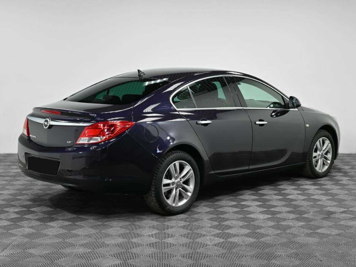 Opel Insignia с пробегом — 2013 год. Фото: #1