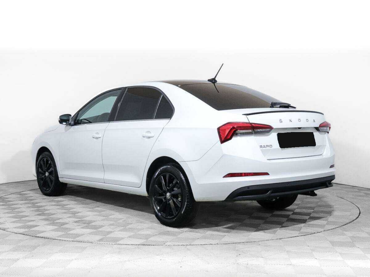 Skoda Rapid с пробегом — 2022 год. Фото: #6