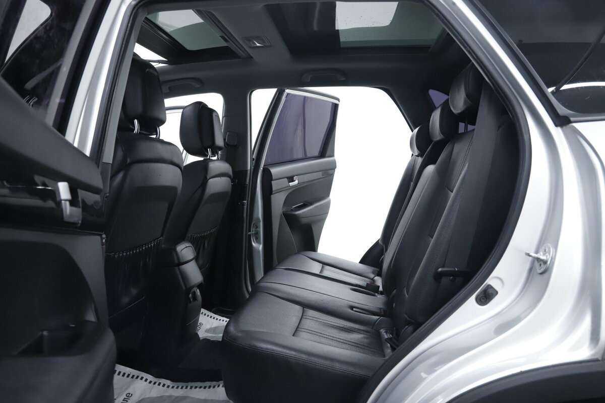 Kia Sorento с пробегом — 2012 год. Фото: #22