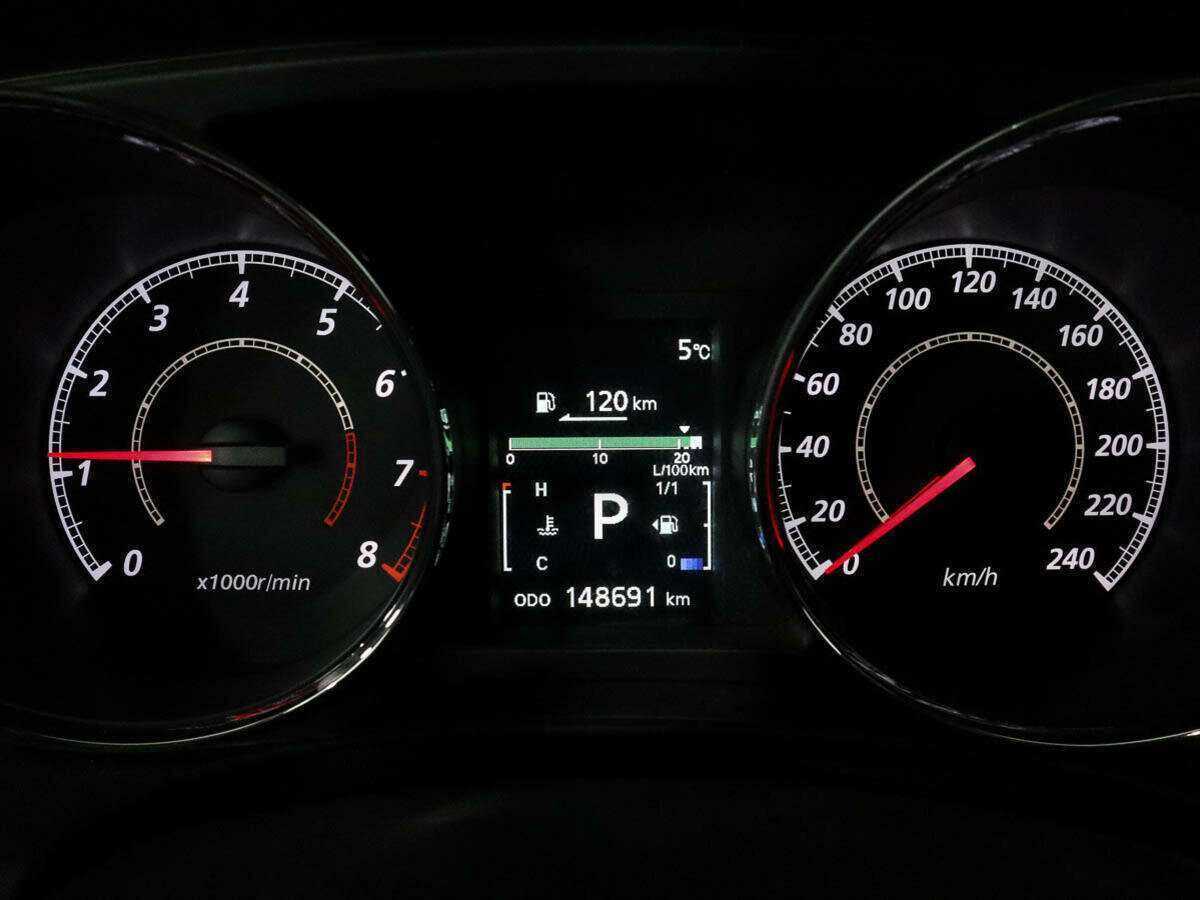 Mitsubishi ASX с пробегом — 2014 год. Фото: #8