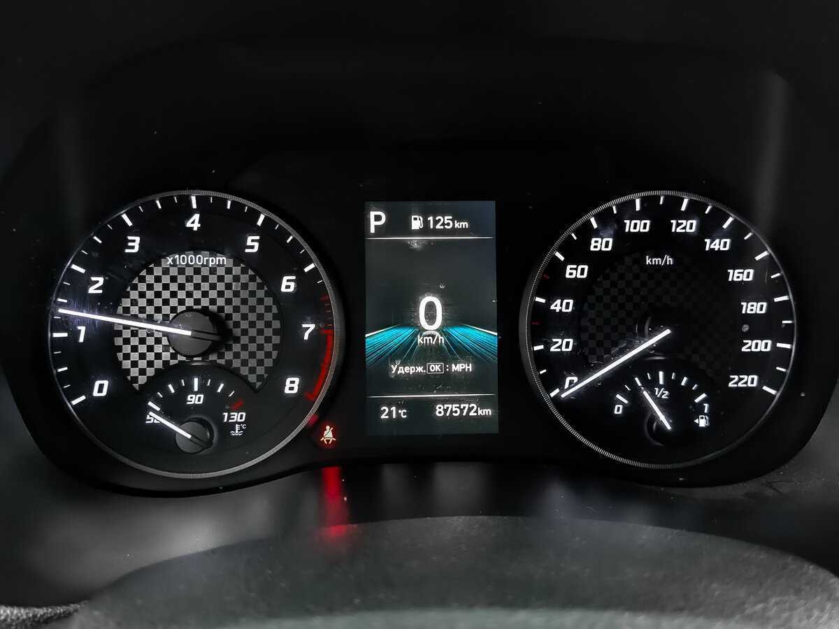 Hyundai Solaris с пробегом — 2021 год. Фото: #10