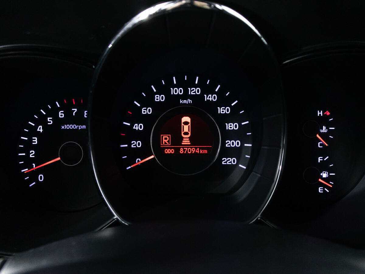 Kia Rio с пробегом — 2014 год. Фото: #11