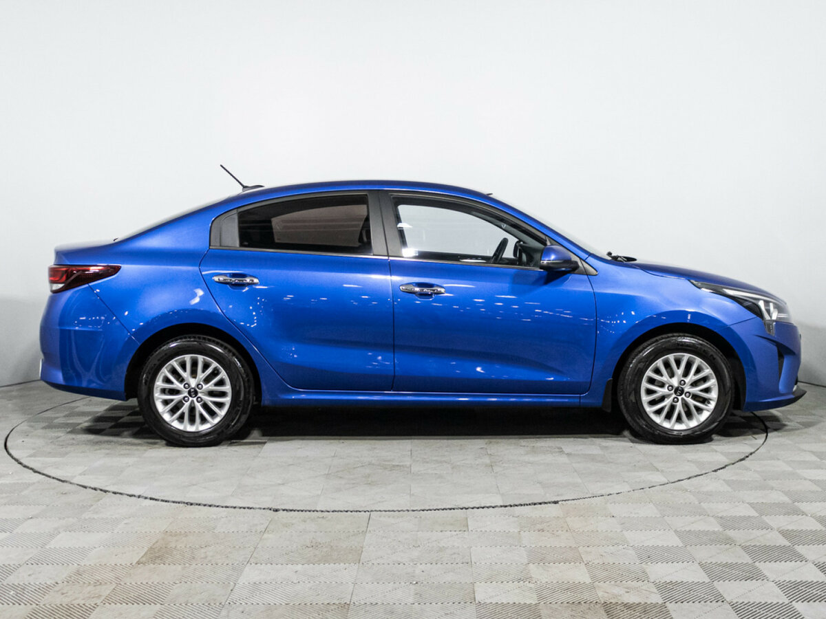 Kia Rio с пробегом — 2020 год. Фото: #3