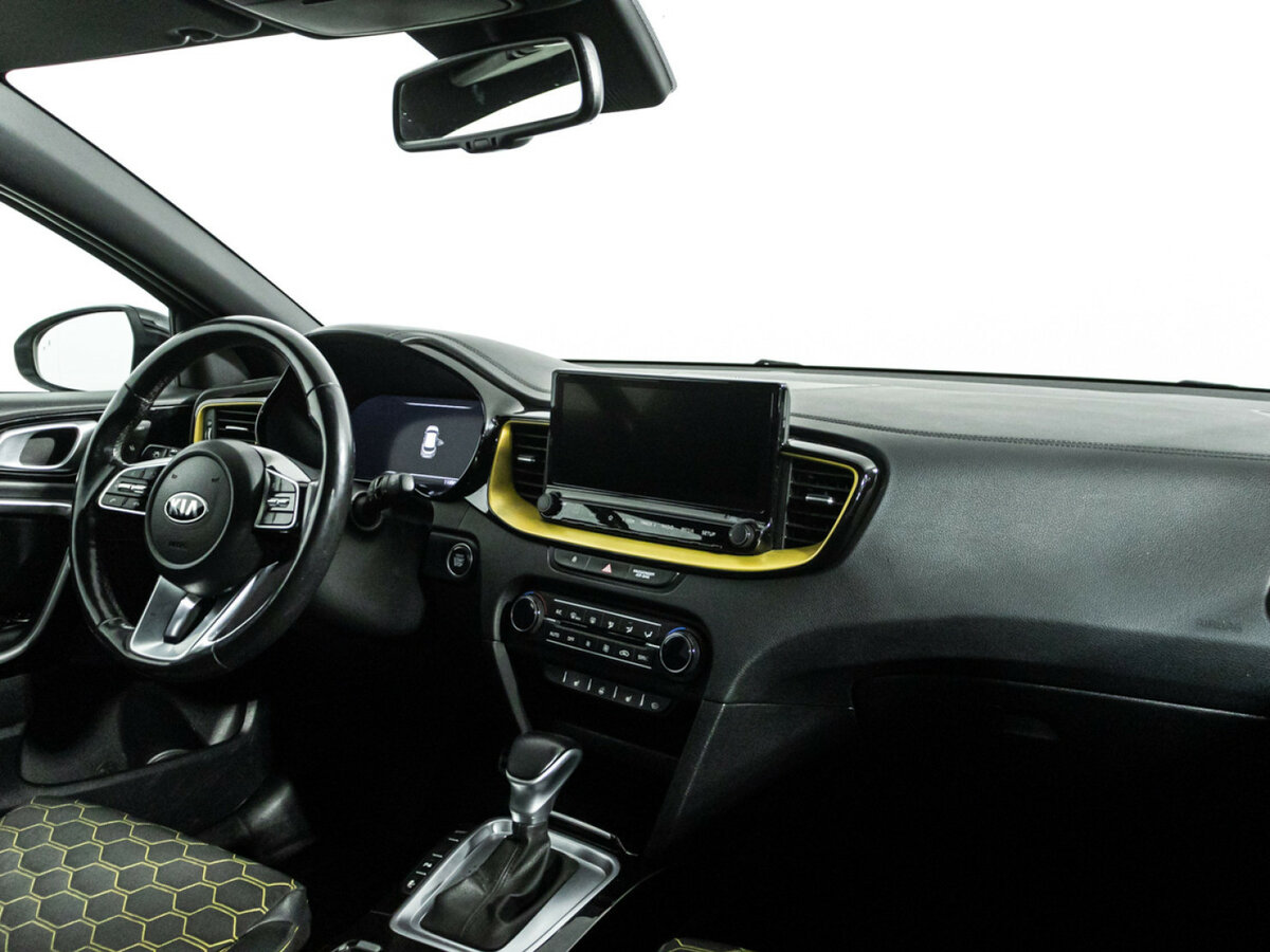 Kia XCeed с пробегом — 2020 год. Фото: #8