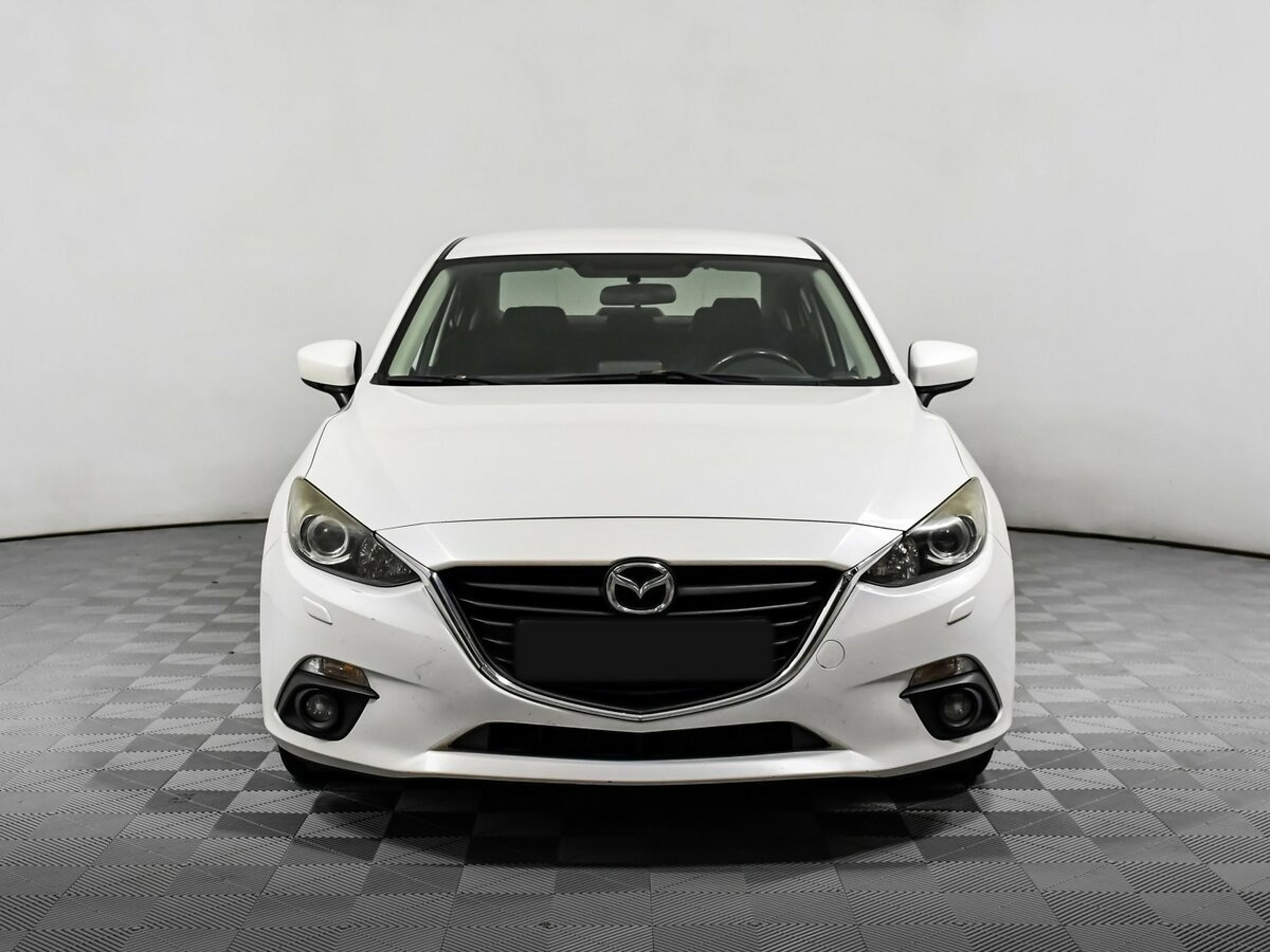 Mazda 3 с пробегом — 2014 год. Фото: #1