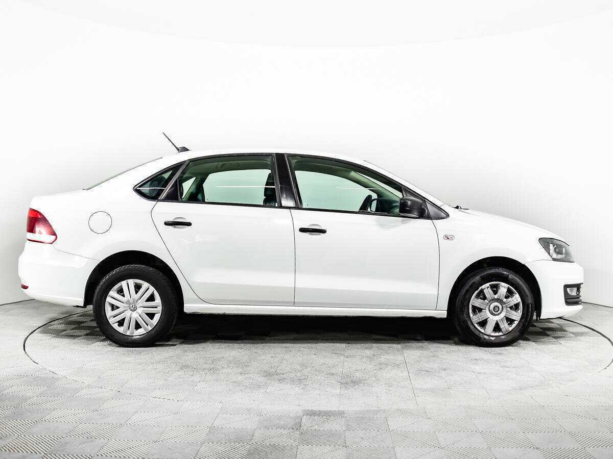 Volkswagen Polo с пробегом — 2019 год. Фото: #3