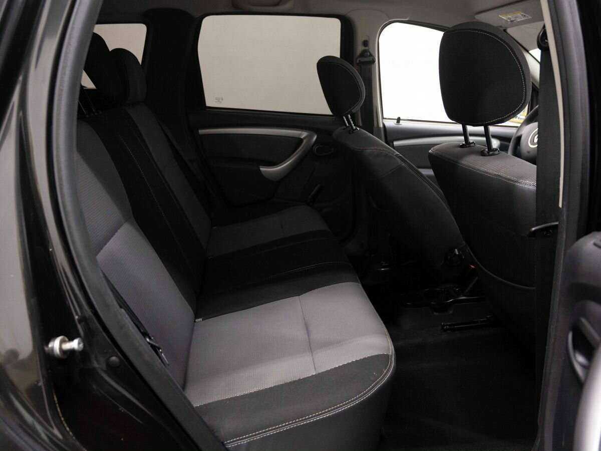 Renault Duster с пробегом — 2013 год. Фото: #9