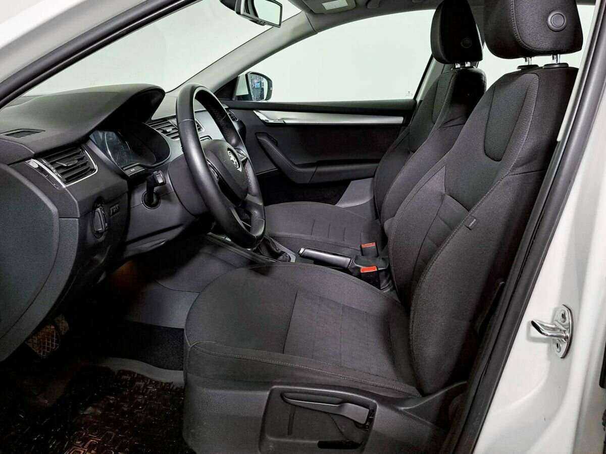 Skoda Octavia с пробегом — 2014 год. Фото: #13