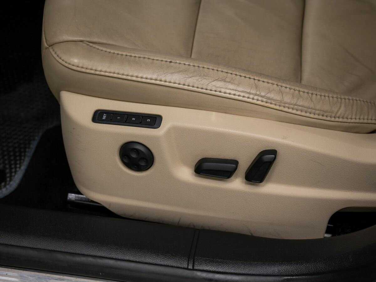 Skoda Superb с пробегом — 2012 год. Фото: #15