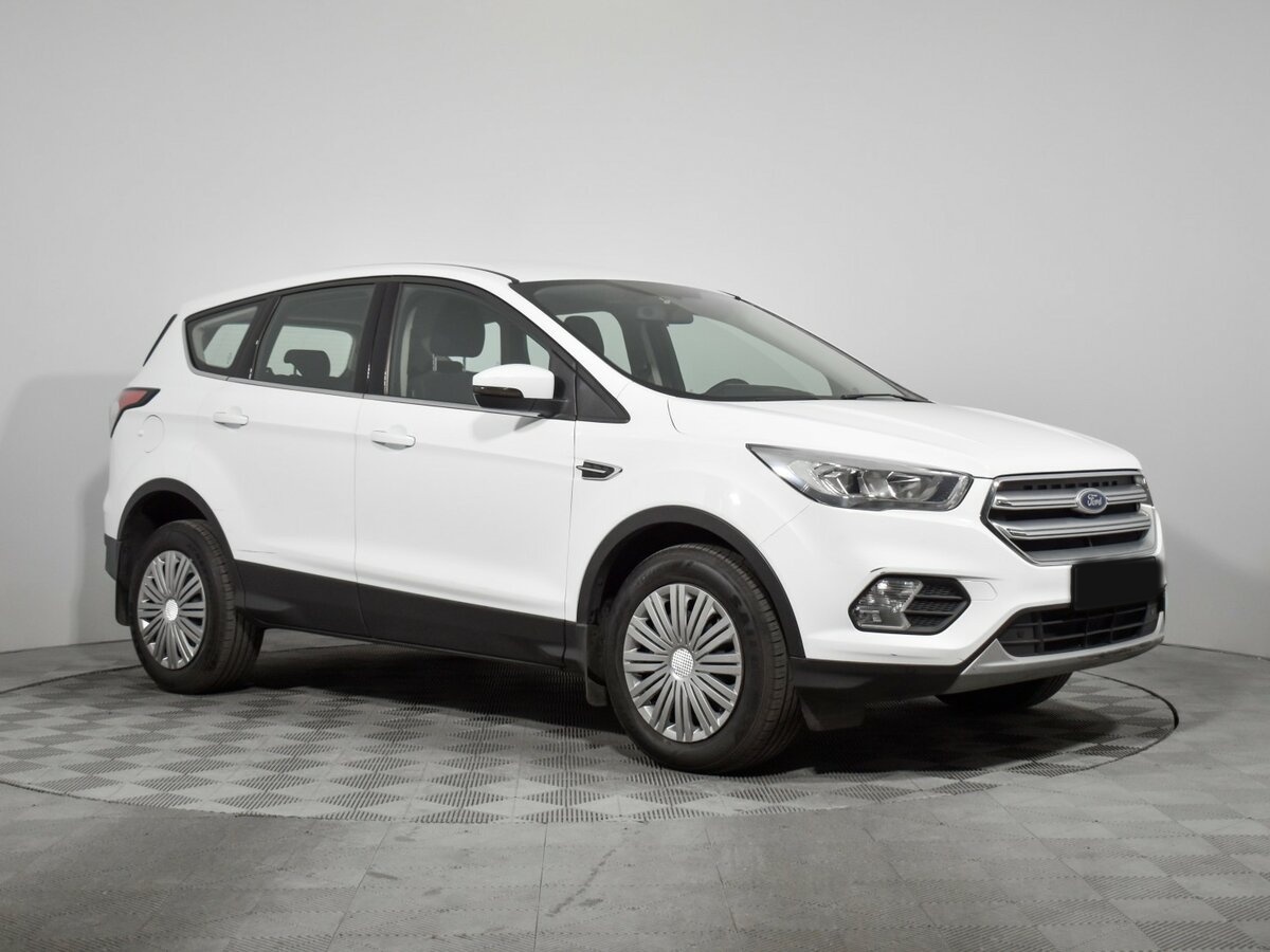 Ford Kuga с пробегом — 2019 год. Фото: #2