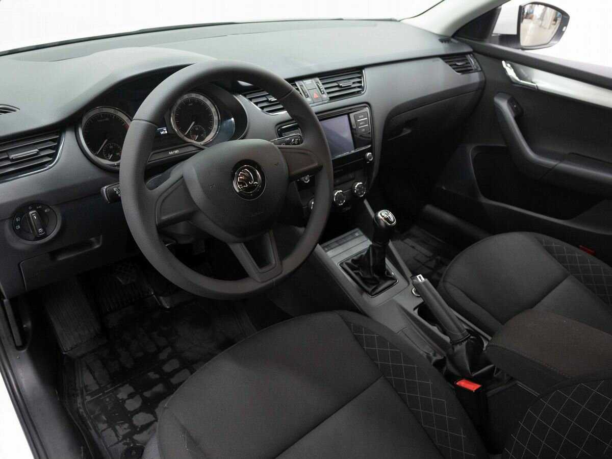 Skoda Octavia с пробегом — 2019 год. Фото: #7