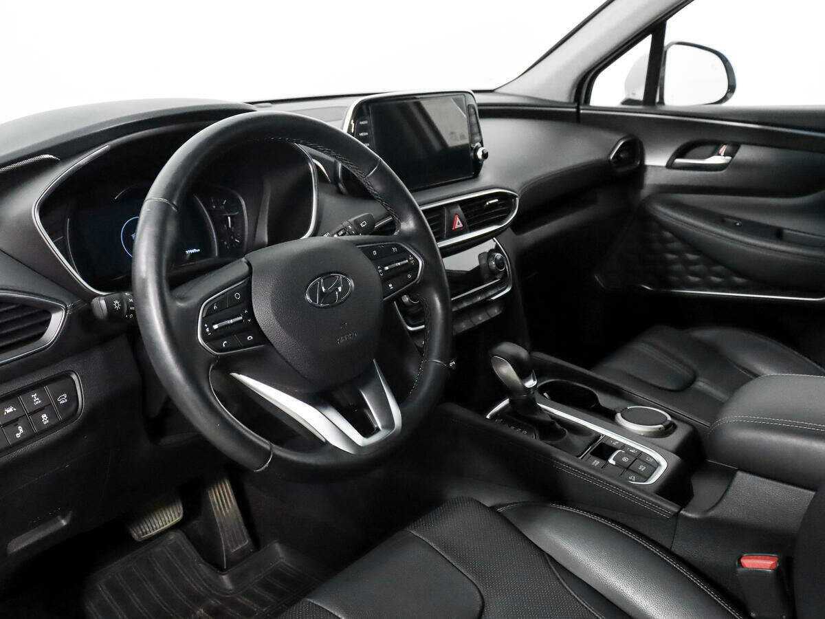 Hyundai Santa Fe с пробегом — 2019 год. Фото: #8