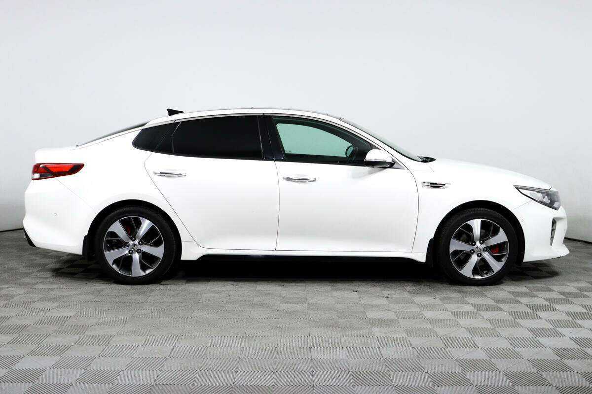 Kia Optima с пробегом — 2017 год. Фото: #3