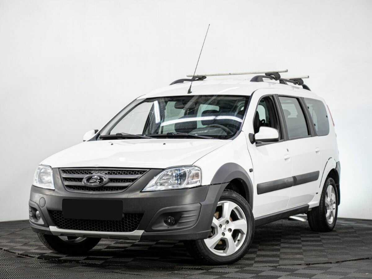 Lada (ВАЗ) Largus с пробегом — 2020 год. Посмотреть фото