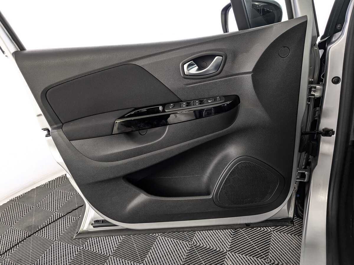 Renault Kaptur с пробегом — 2021 год. Фото: #18