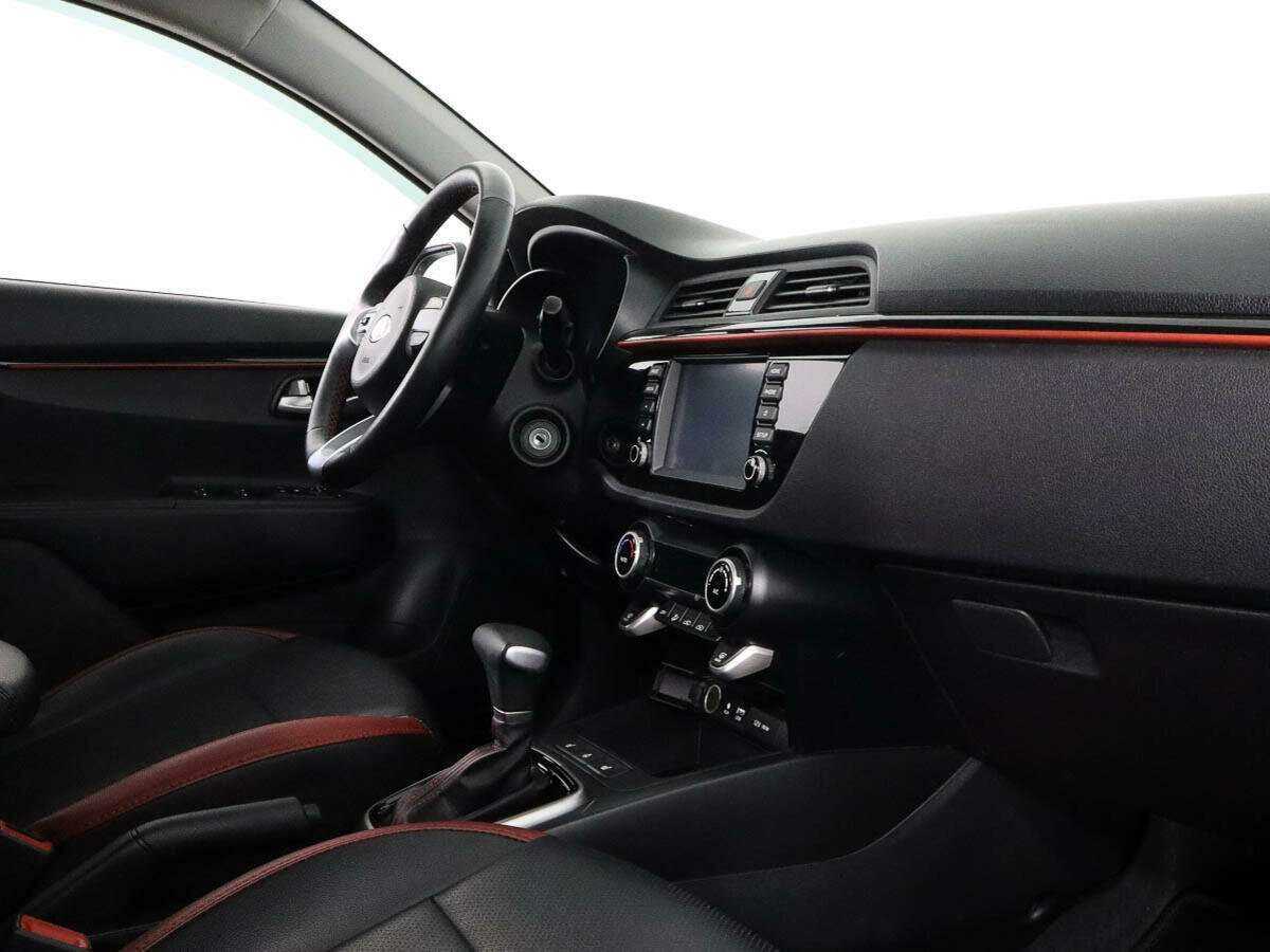 Kia Rio с пробегом — 2020 год. Фото: #6