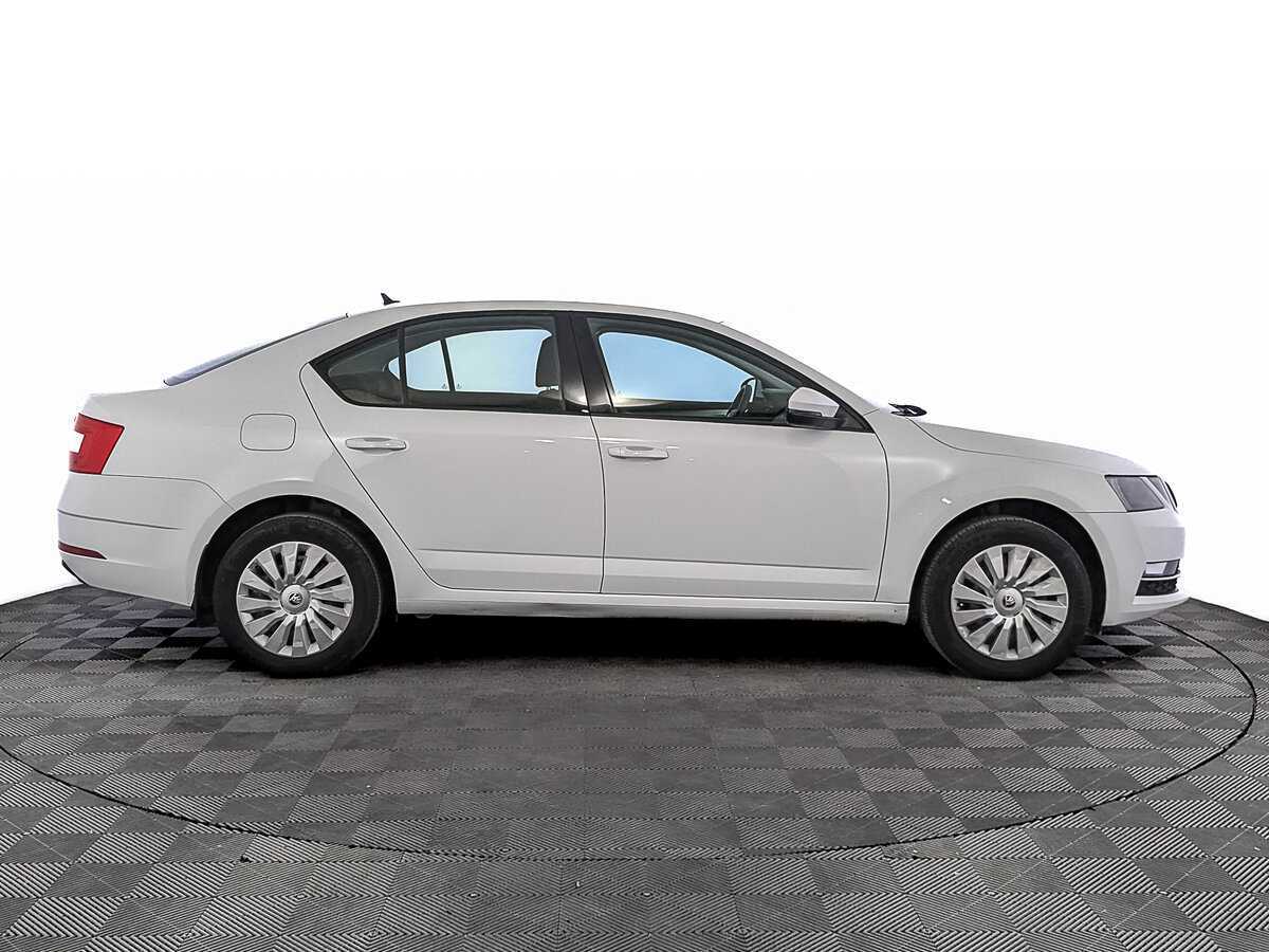 Skoda Octavia с пробегом — 2019 год. Фото: #3
