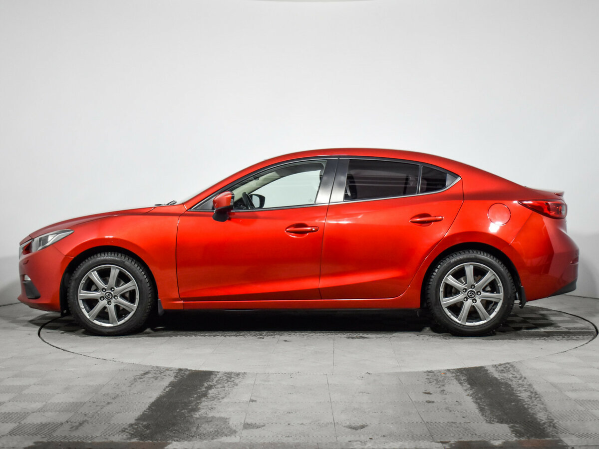 Mazda 3 с пробегом — 2013 год. Фото: #6