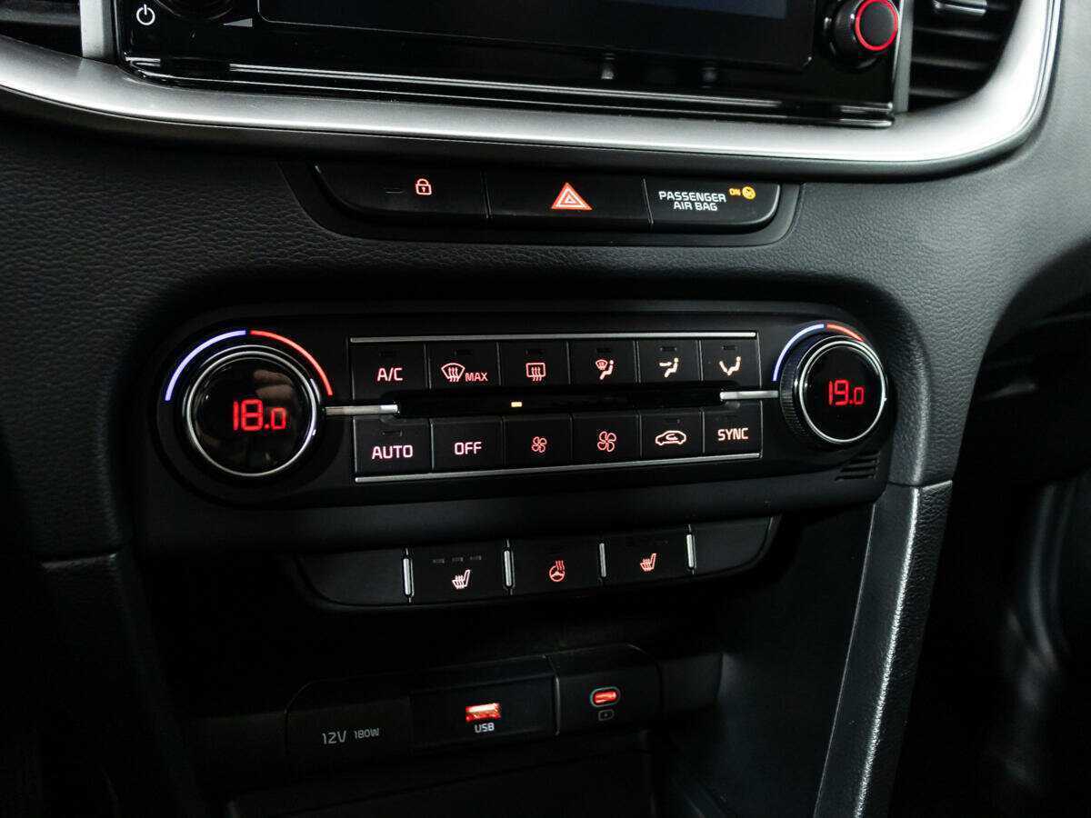 Kia Ceed с пробегом — 2023 год. Фото: #18