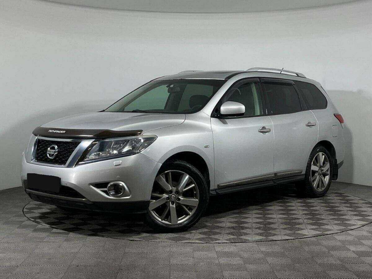Nissan Pathfinder с пробегом — 2015 год. Посмотреть фото