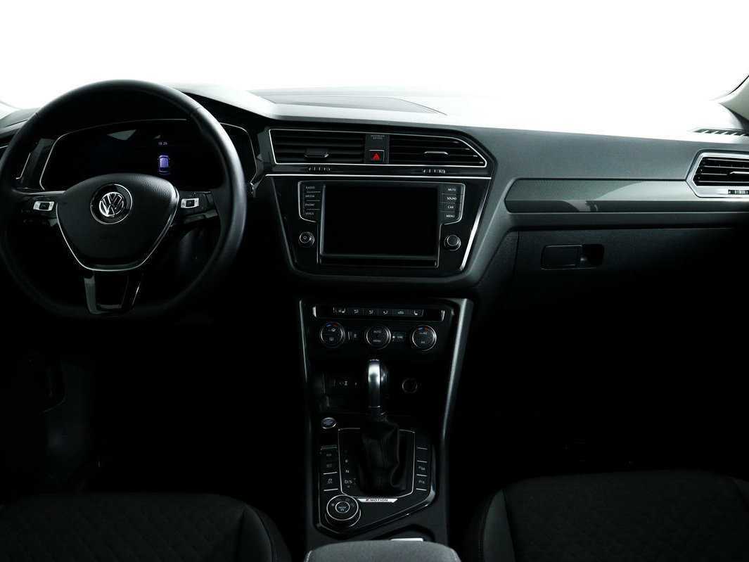 Volkswagen Tiguan с пробегом — 2016 год. Фото: #10