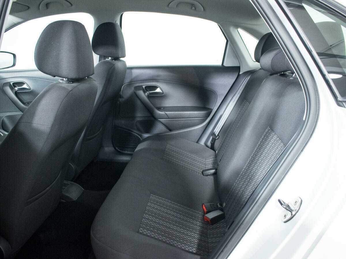Volkswagen Polo с пробегом — 2019 год. Фото: #9