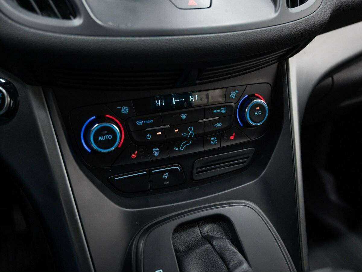 Ford Kuga с пробегом — 2017 год. Фото: #22