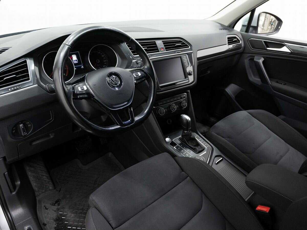 Volkswagen Tiguan с пробегом — 2017 год. Фото: #7