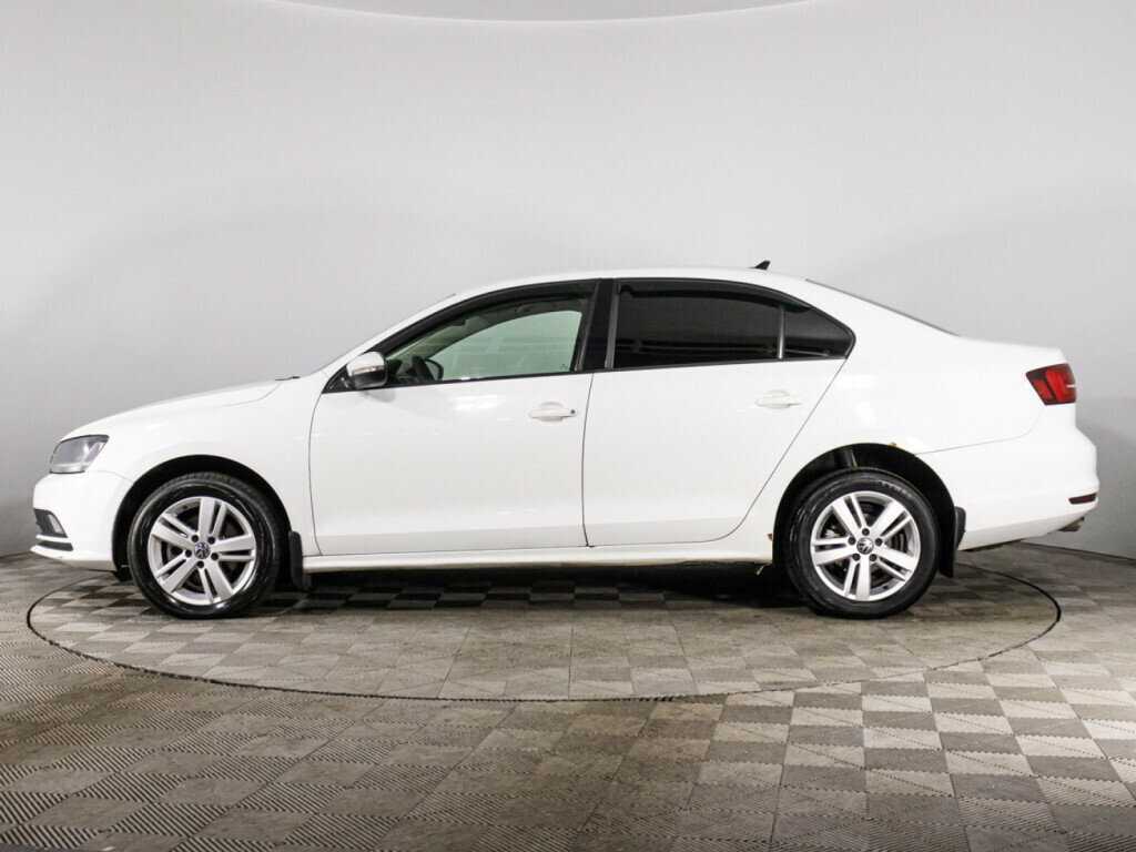 Volkswagen Jetta с пробегом — 2017 год. Фото: #7