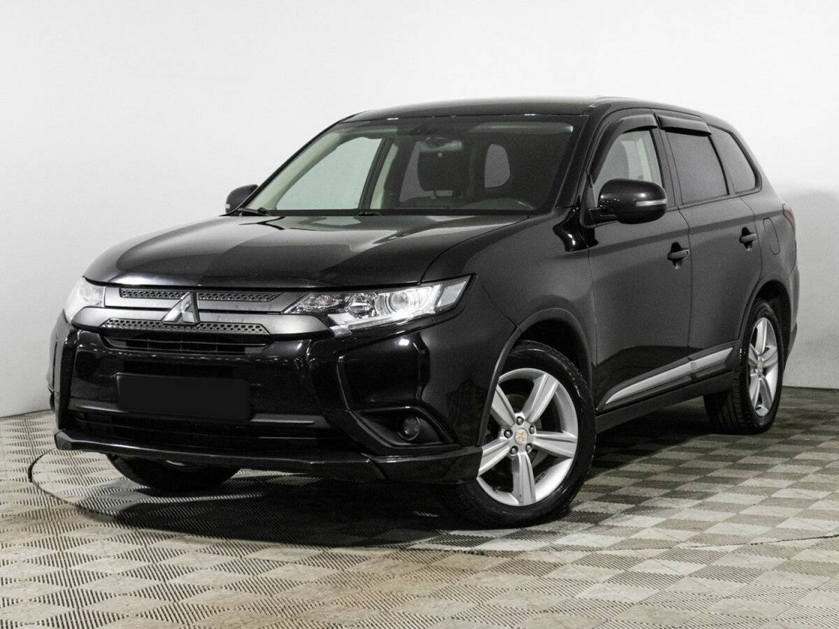 Mitsubishi Outlander с пробегом — 2017 год. Фото: #0