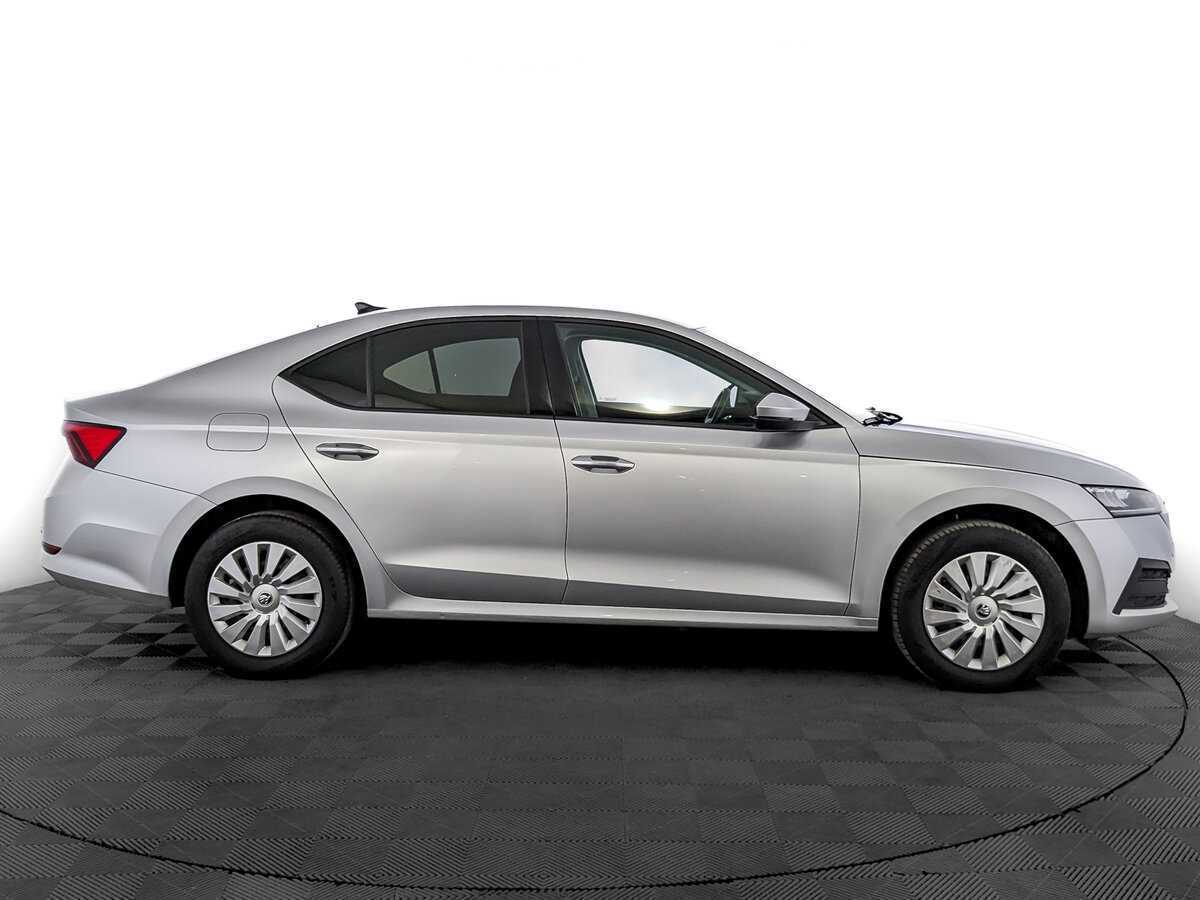 Skoda Octavia с пробегом — 2021 год. Фото: #3
