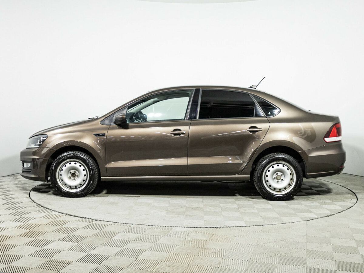 Volkswagen Polo с пробегом — 2018 год. Фото: #7