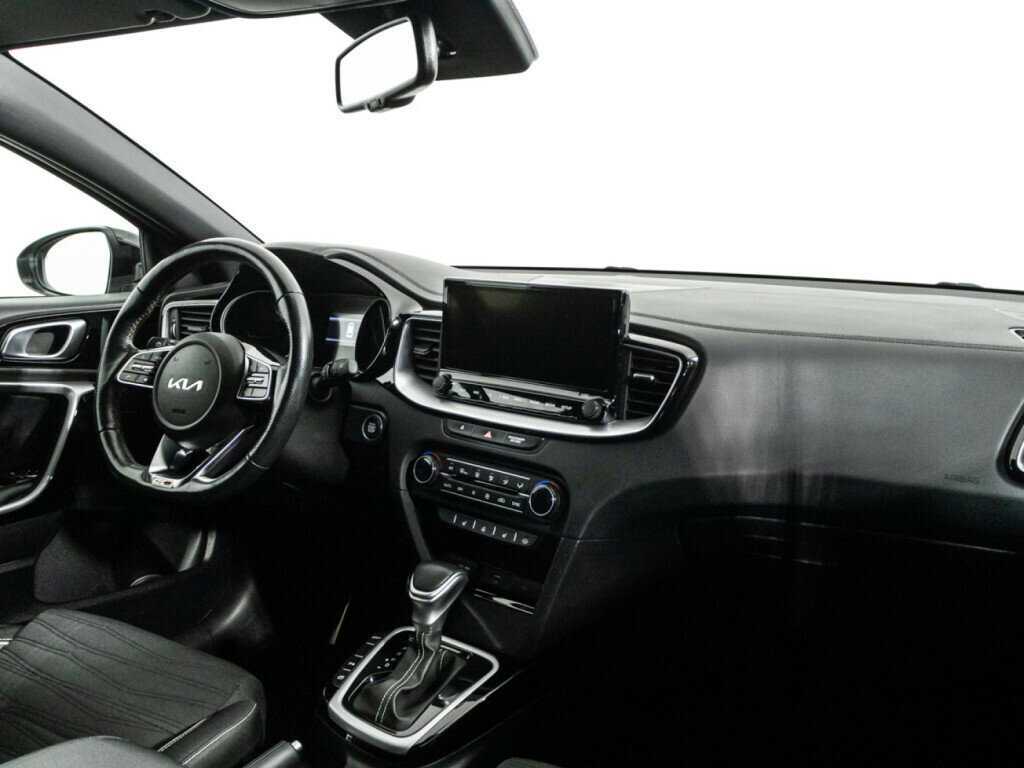 Kia Ceed с пробегом — 2021 год. Фото: #6