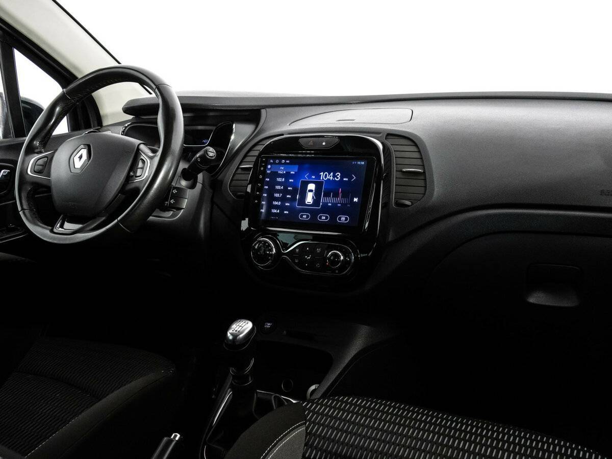 Renault Kaptur с пробегом — 2018 год. Фото: #8