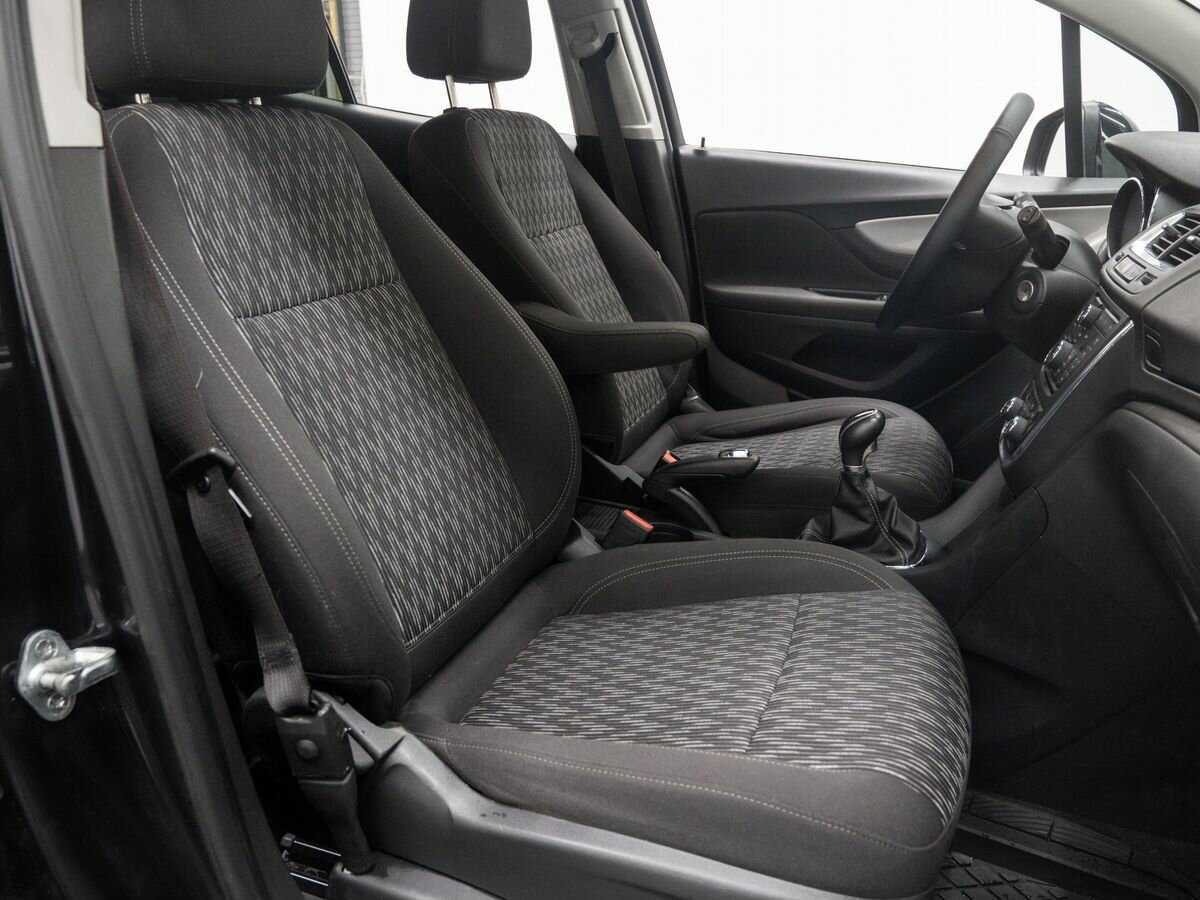 Opel Mokka с пробегом — 2012 год. Фото: #7