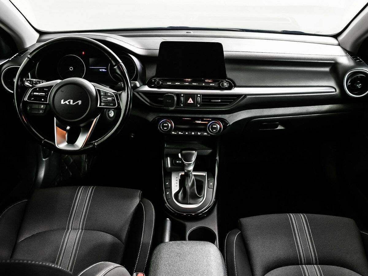 Kia Cerato с пробегом — 2022 год. Фото: #10