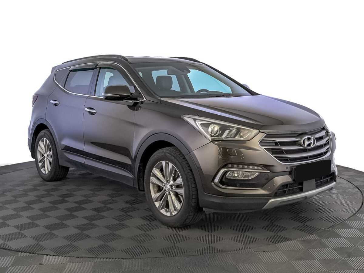Hyundai Santa Fe с пробегом — 2017 год. Фото: #2