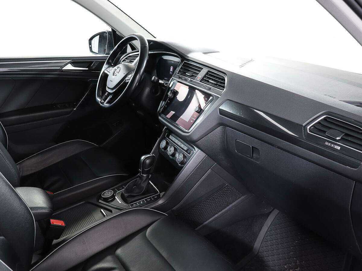 Volkswagen Tiguan с пробегом — 2017 год. Фото: #8