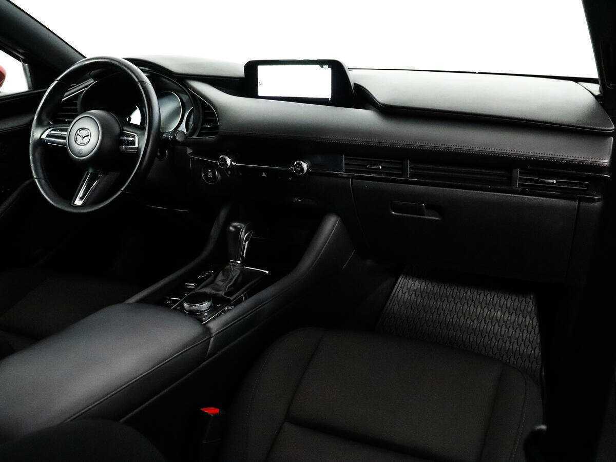Mazda 3 с пробегом — 2019 год. Фото: #8
