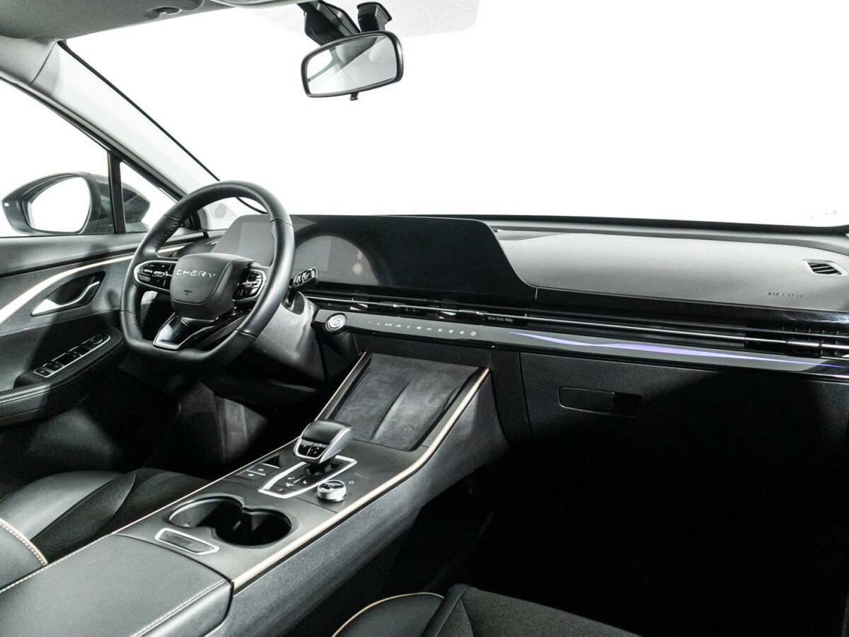 OMODA C5 с пробегом — 2022 год. Фото: #8