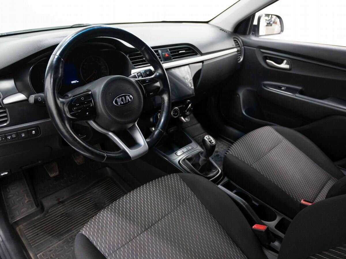 Kia Rio с пробегом — 2018 год. Фото: #6