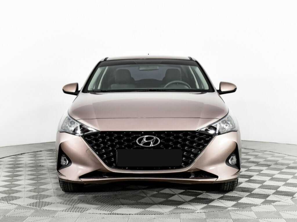 Hyundai Solaris с пробегом — 2020 год. Фото: #1