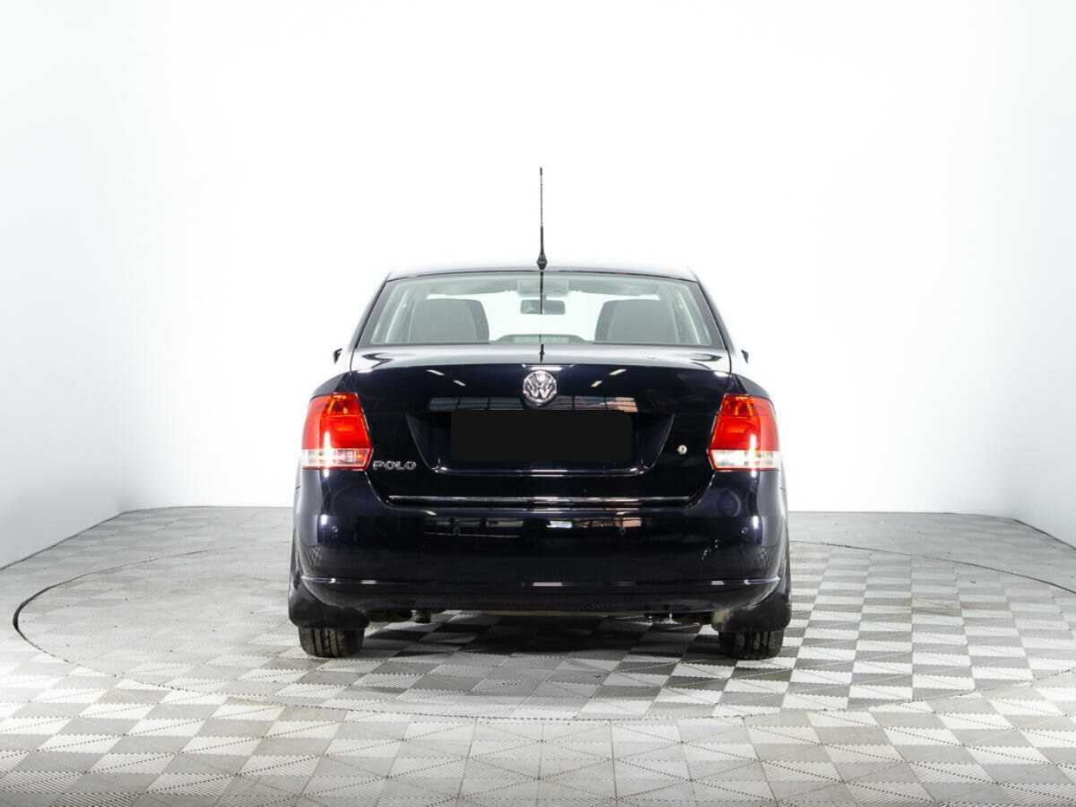 Volkswagen Polo с пробегом — 2012 год. Фото: #5