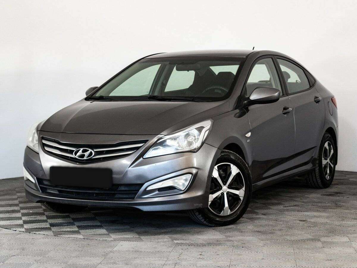 Hyundai Solaris с пробегом — 2015 год. Фото: #0