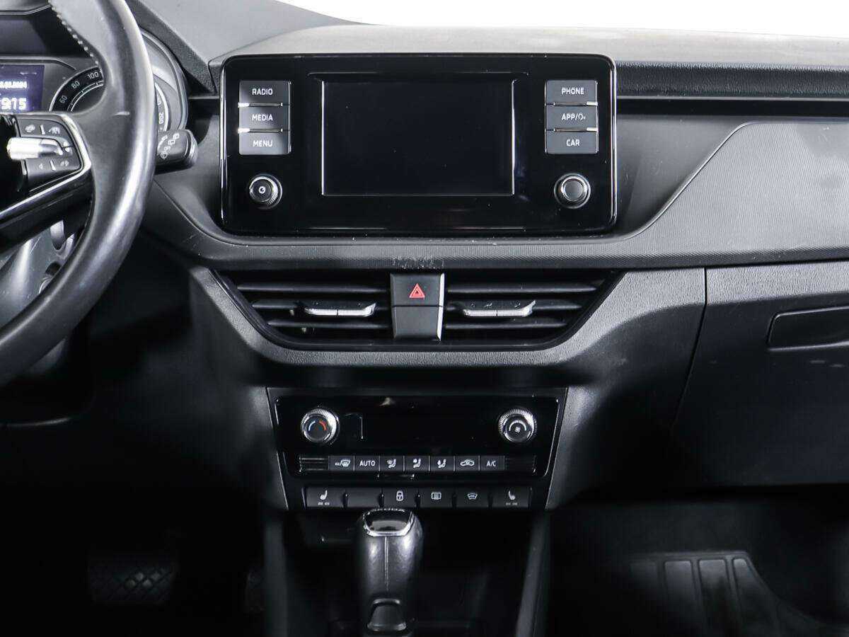 Skoda Rapid с пробегом — 2020 год. Фото: #11