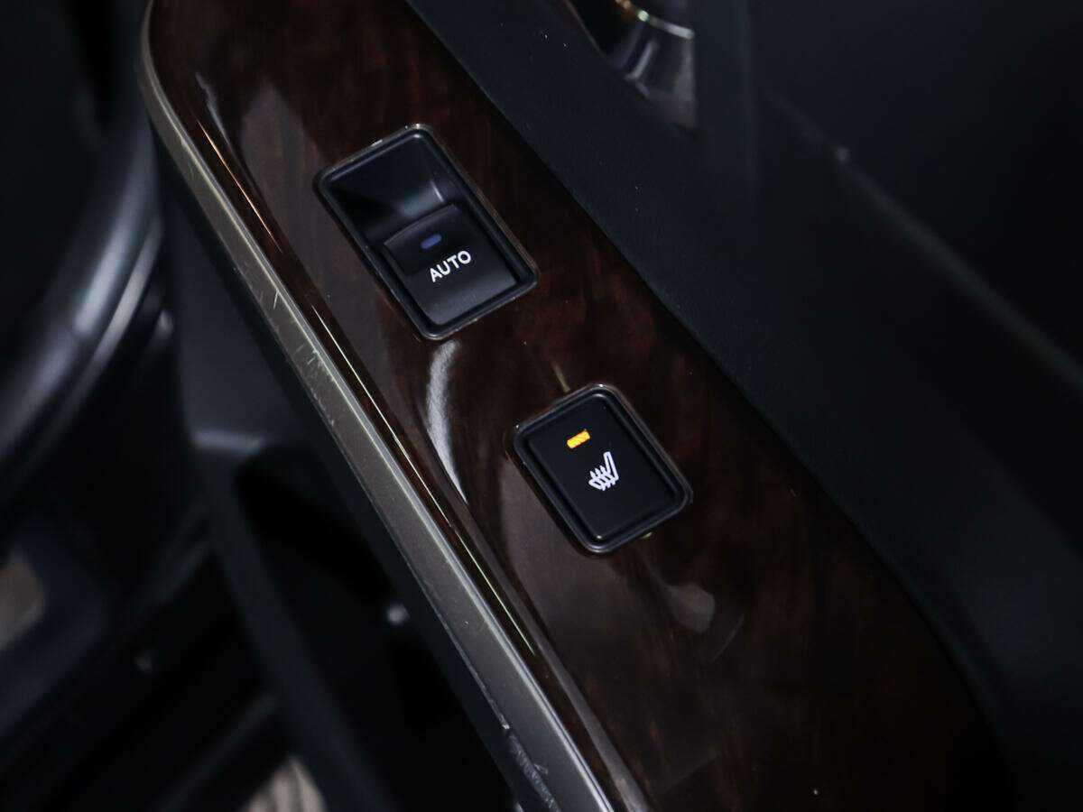 Toyota Camry с пробегом — 2017 год. Фото: #16