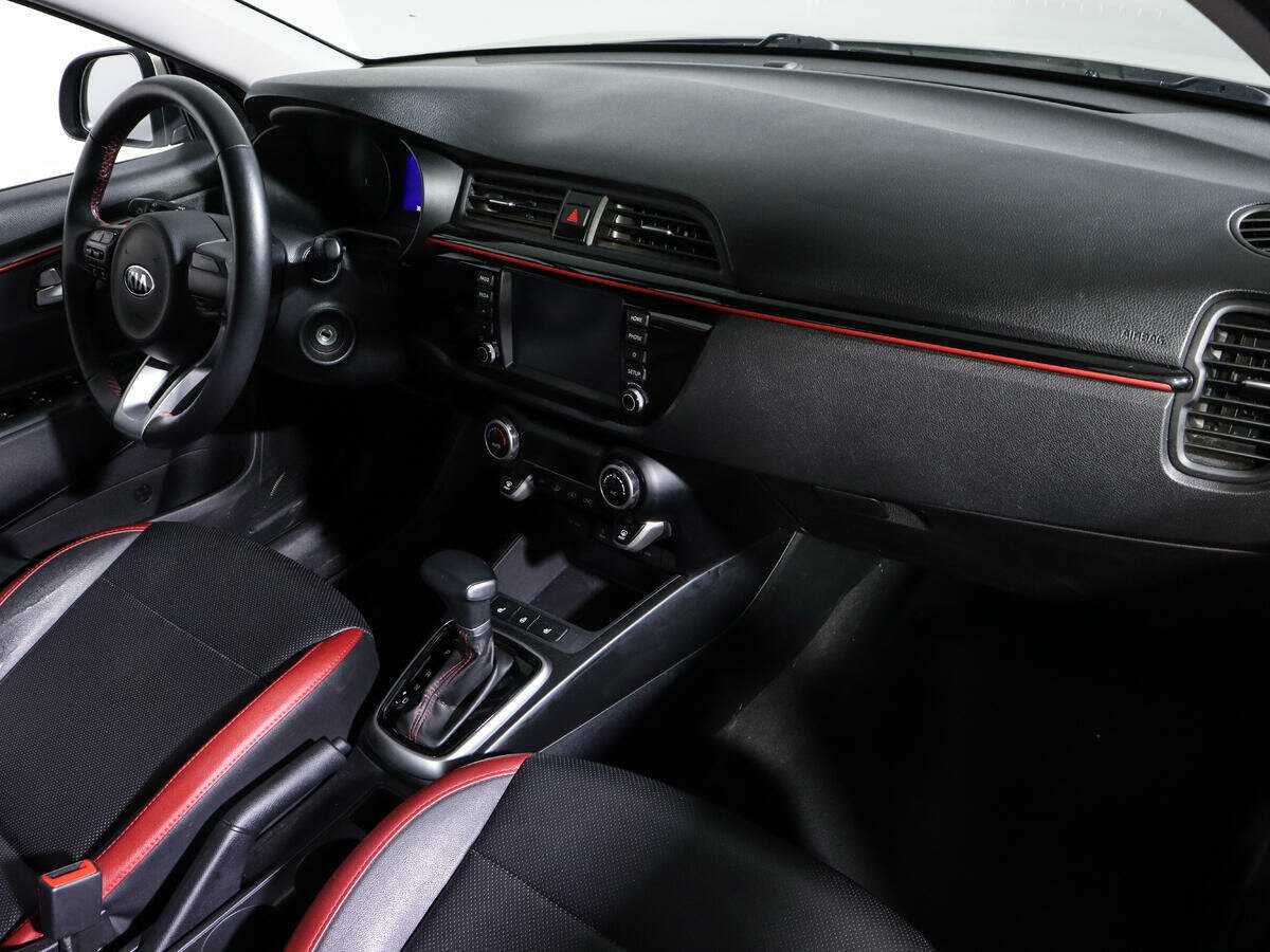 Kia Rio с пробегом — 2020 год. Фото: #9