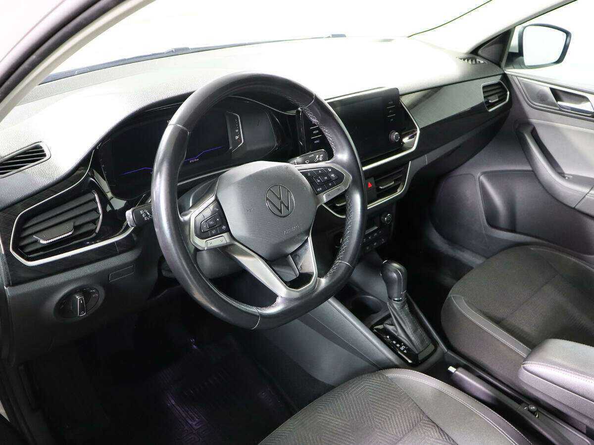Volkswagen Polo с пробегом — 2020 год. Фото: #11